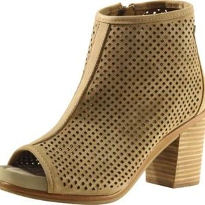 Hush Puppies Reyna Mariska Leather Booties